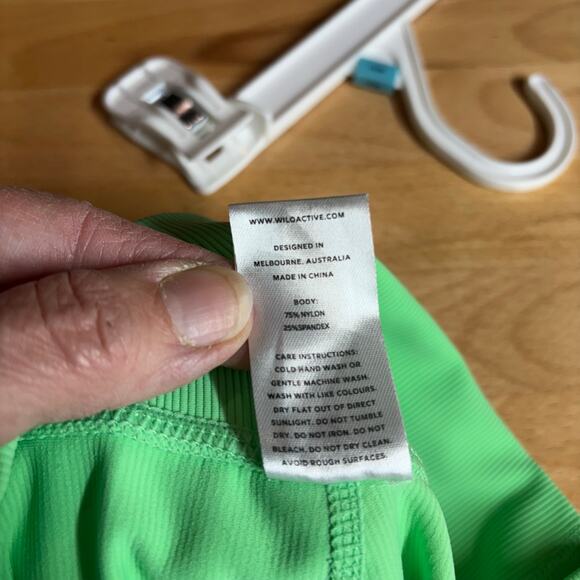 WILO Green Ribbed Leggings - Size XS - Perfect for Fall! - Picture 4 of 6